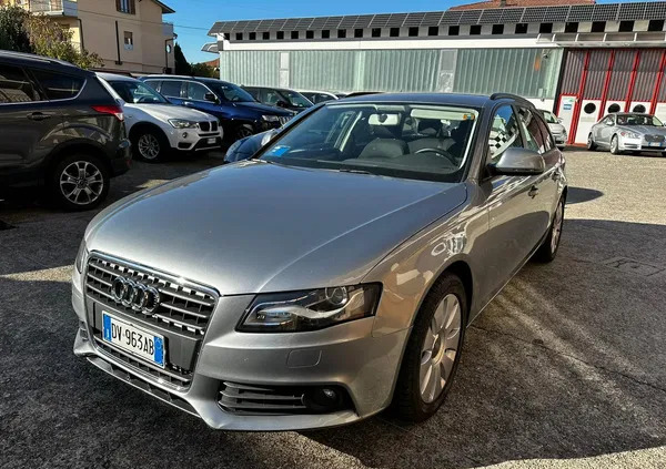szydłowiec Audi A4 cena 22500 przebieg: 241000, rok produkcji 2009 z Szydłowiec